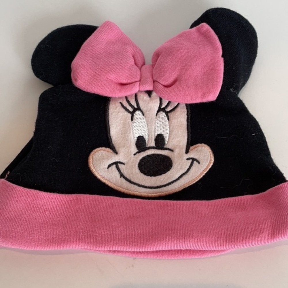 Disney baby Minnie mouse beanie, size 0-6 months